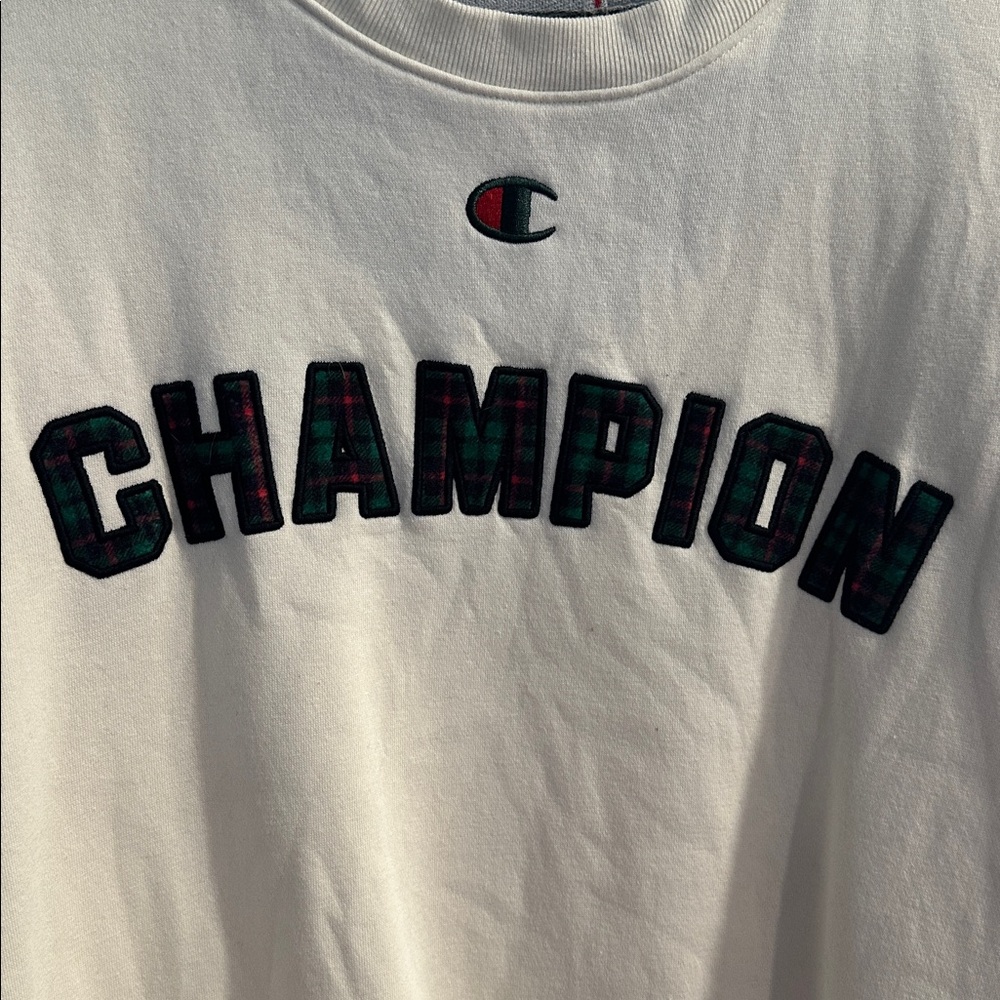 Women’s XL Champion Cream Crewneck with Green, Black and Red Lettering Logo